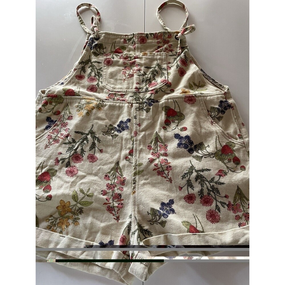 NWT - Women’s Large Cider Cottage Core Floral and Berry Denim Shorts Romper